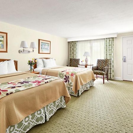 Ogunquit The Milestone Inn Bagian luar foto