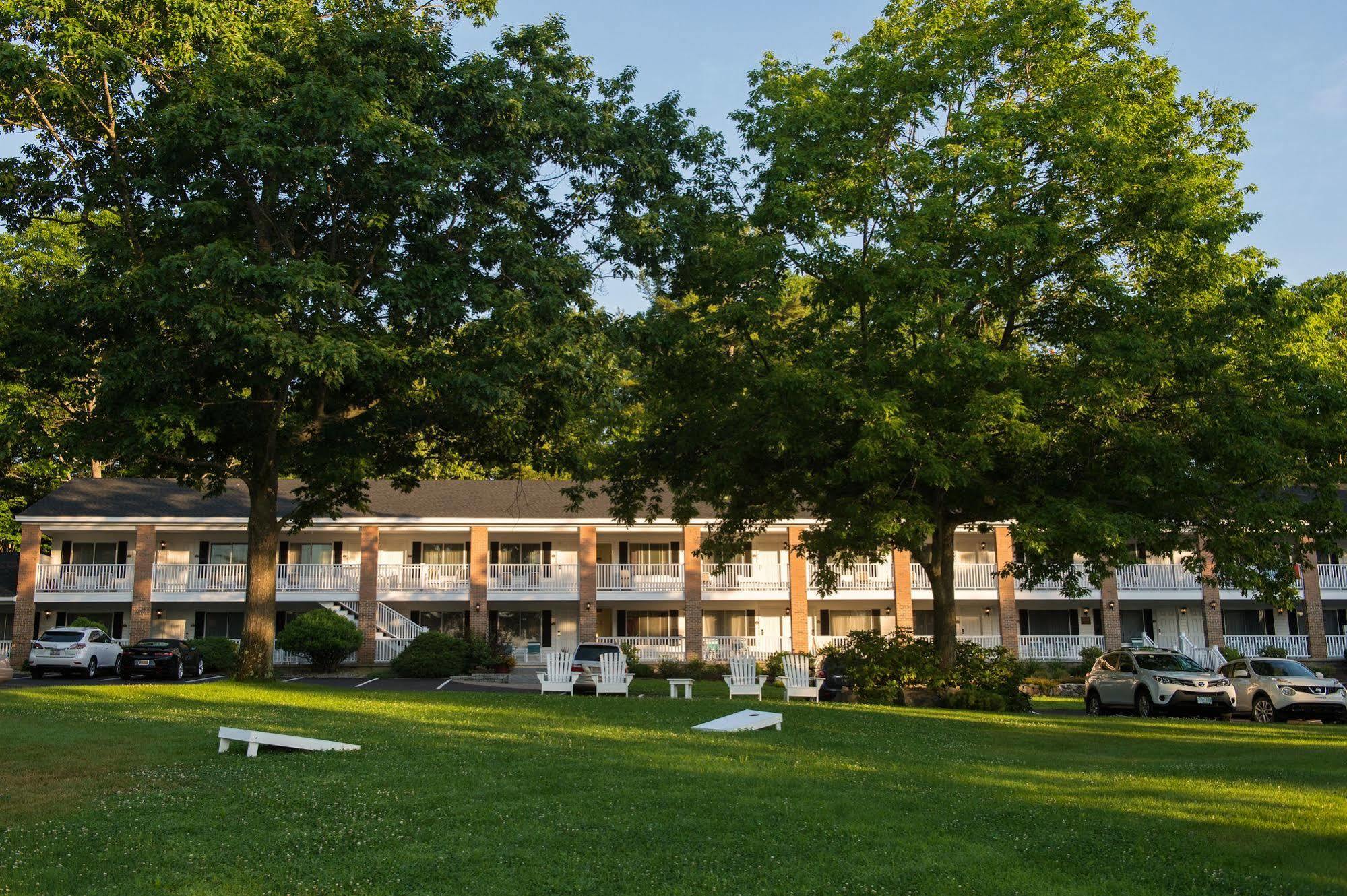 Ogunquit The Milestone Inn Bagian luar foto